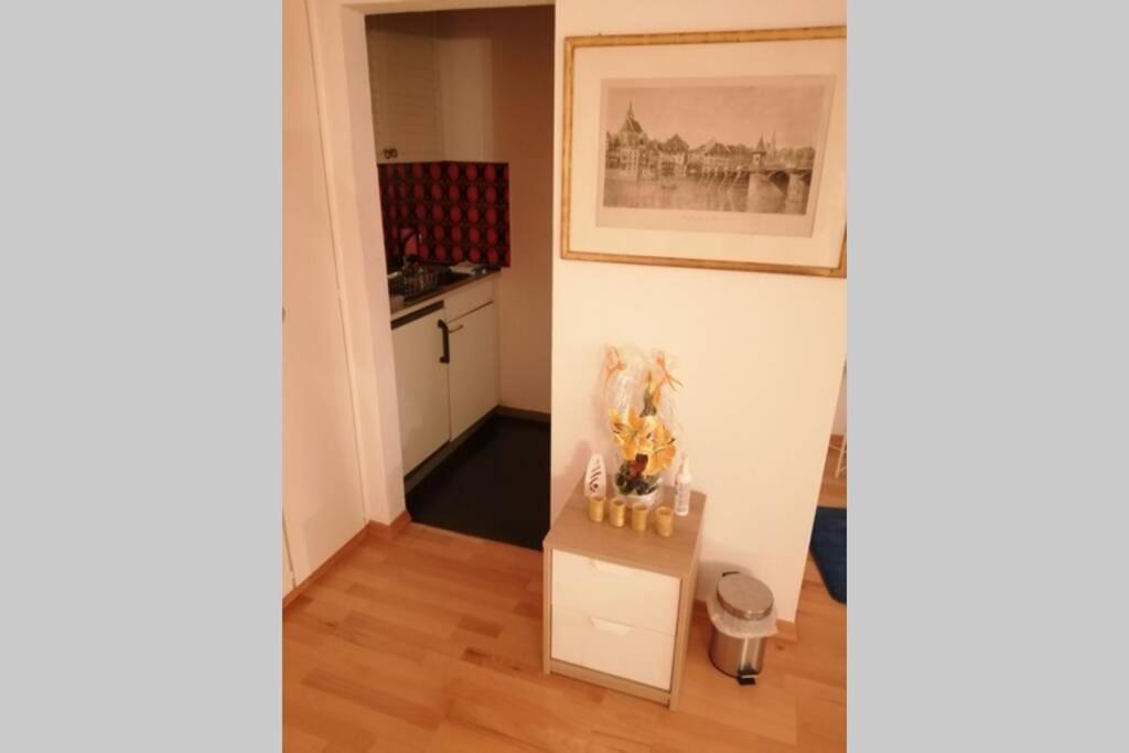 Appartement Studio F Am Barfusserplatz Central Old Town à Bâle Extérieur photo
